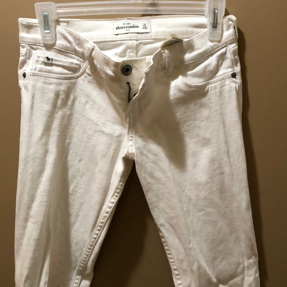 Abercrombie white jeans